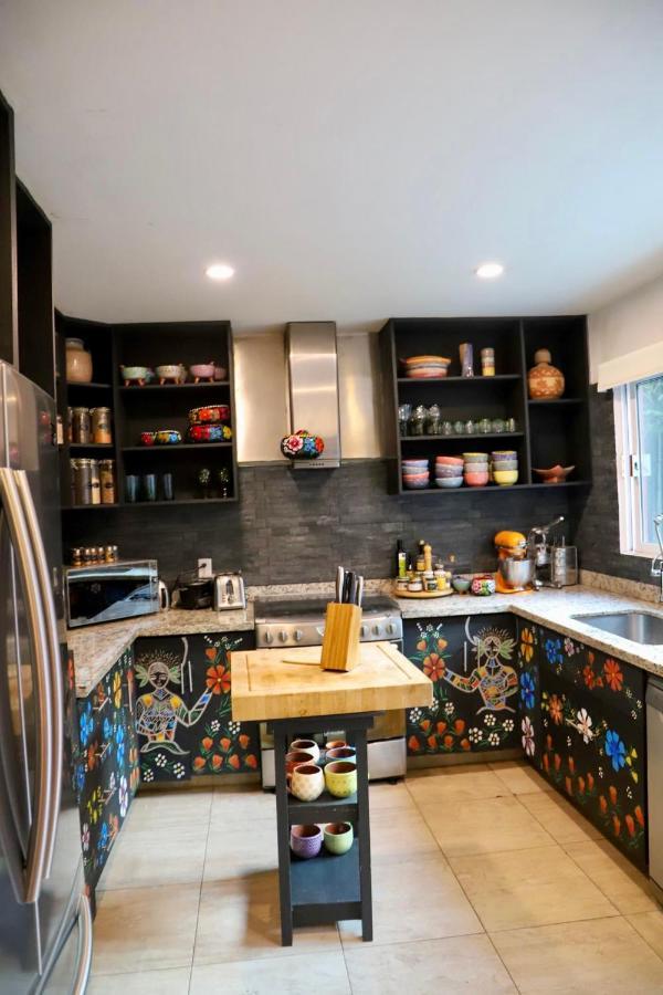 Luxurious Mid Century Modern Folk Art Home Mexico City Luaran gambar